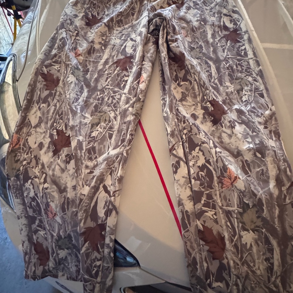 Camouflage Hunting Pants with Leaf Print